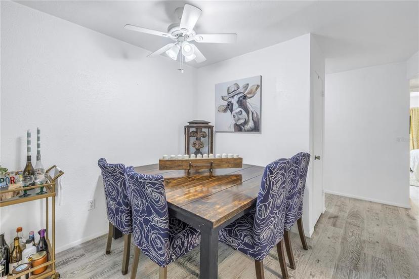 Picture of 3730 42Nd Way S Unit G, St Petersburg FL 33711