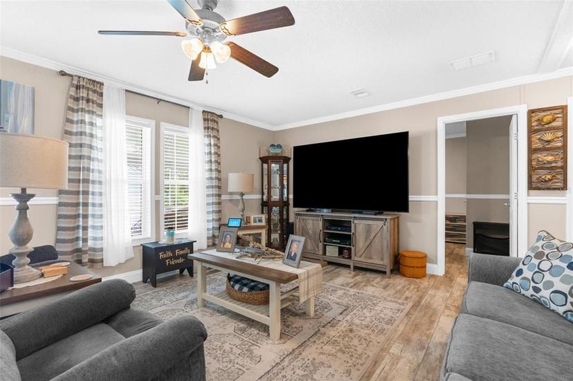 Picture of 14627 Brookridge Boulevard, Brooksville FL 34613