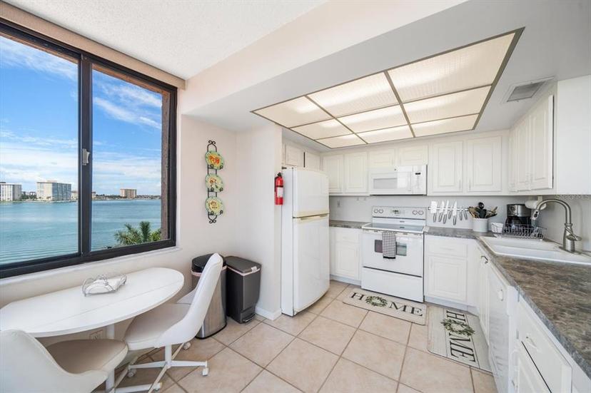Picture of 6218 Palma Del Mar Boulevard S Unit 606, St Petersburg FL 33715