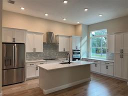 Picture of 1420 Lake Harney Road, Geneva, FL 32732