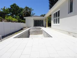 Picture of 4536 W Swann Avenue, Tampa, FL 33629