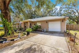 Picture of 6990 SE 122Nd Lane, Belleview, FL 34420