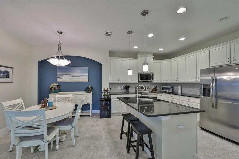 Picture of 806 Chipper Drive, Sun City Center FL 33573