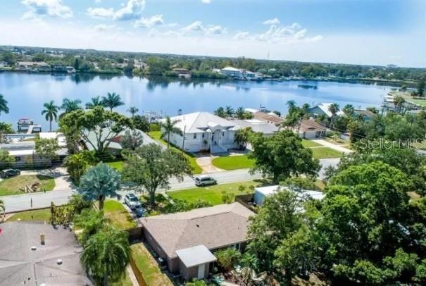 Picture of 705 Bayshore Drive, Tarpon Springs FL 34689