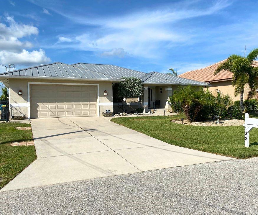 Picture of 132 Peckham Street Se, Port Charlotte, FL 33952