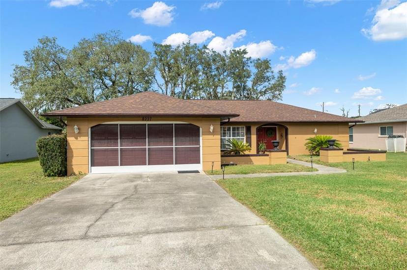 Picture of 8227 Rhanbuoy Road, Spring Hill FL 34606