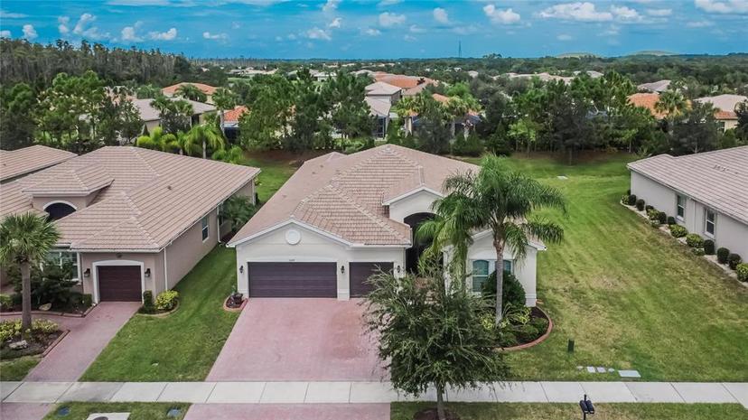 Picture of 16005 Cape Coral Drive, Wimauma FL 33598
