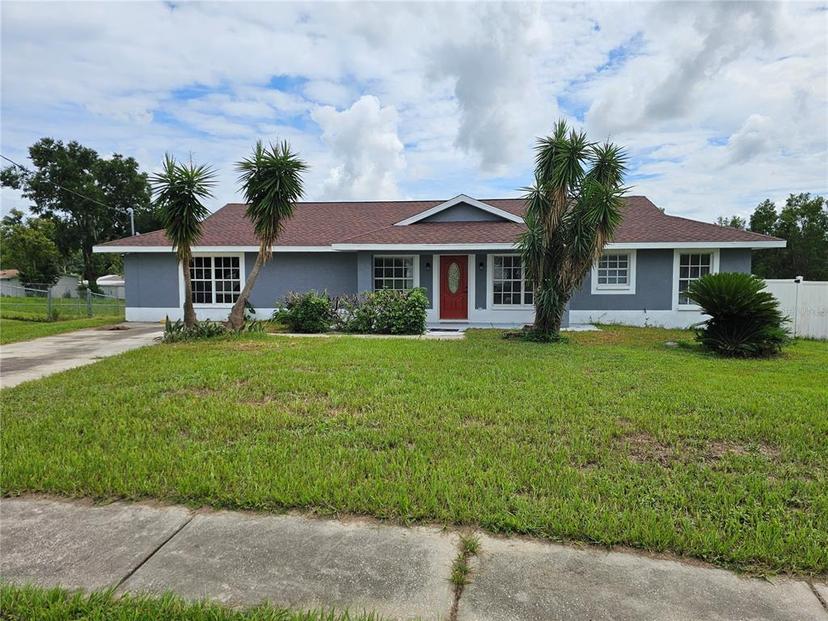 Picture of 36131 Pine Bluff Loop, Dade City FL 33525
