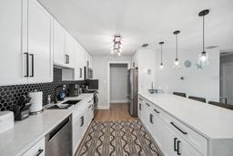 Picture of 243 Moss Lane, Venice, FL 34293