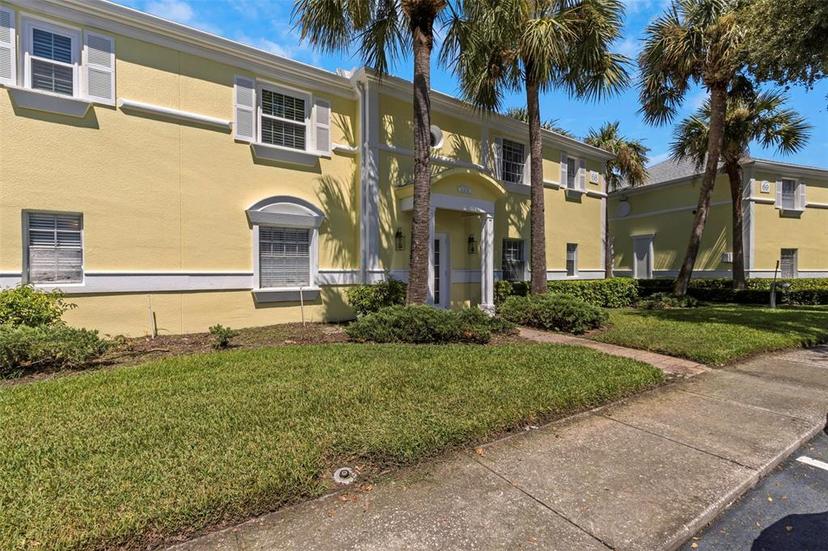 Picture of 105 Pompano Drive Se Unit A, St Petersburg FL 33705