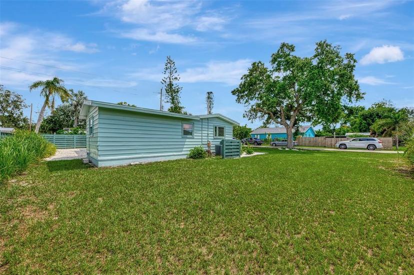 Picture of 1757 Mova Street, Sarasota FL 34231