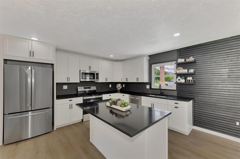 Picture of 1757 Mova Street, Sarasota FL 34231