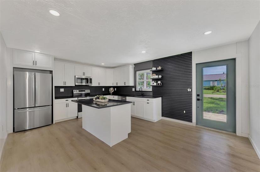 Picture of 1757 Mova Street, Sarasota FL 34231