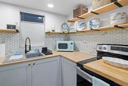 Picture of 10800 Us Highway 19 N Unit 112, Pinellas Park, FL 33782