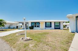 Picture of 475 Circlewood Drive Unit O18, Venice, FL 34293