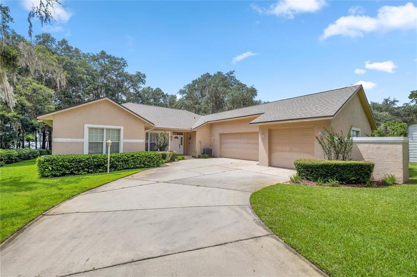 Picture of 11196 NE 227Th Place Road, Fort Mc Coy FL 32134