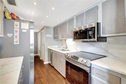 Picture of 660 Island Way Unit 506, Clearwater Beach, FL 33767