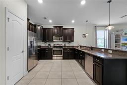 Picture of 1427 Rolling Fairway Drive, Davenport, FL 33896