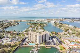 Picture of 10355 Paradise Boulevard Unit 702, Treasure Island, FL 33706