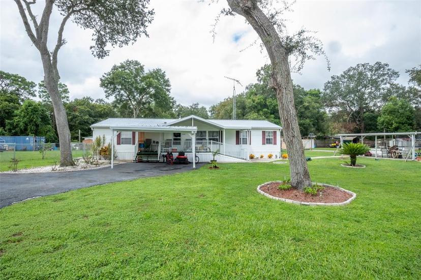 Picture of 2060 SE 172Nd Terrace, Silver Springs FL 34488