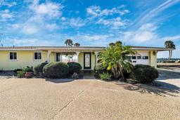 Picture of 929 Suncrest Lane, Englewood, FL 34223