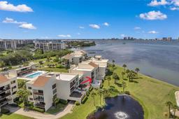 Picture of 50 Coe Road Unit 224, Belleair, FL 33756