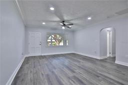 Picture of 2912 Pinecrest Way, Sarasota, FL 34239