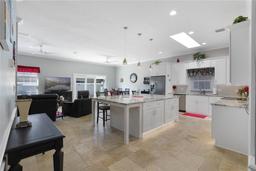 Picture of 900 Sussex Close, Orlando, FL 32804