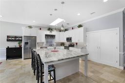 Picture of 900 Sussex Close, Orlando, FL 32804