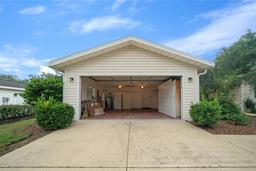 Picture of 17521 SE 96Th Court, Summerfield, FL 34491
