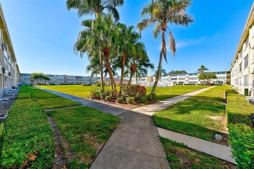 Picture of 8100 Dr Martin Luther King Jr Street N Unit 208, St Petersburg FL 33702
