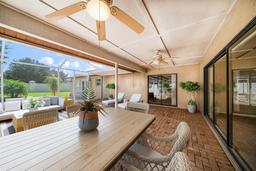 Picture of 1105 Deer Run Place, Valrico, FL 33594