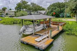 Picture of 1206 S Riverside Drive, New Smyrna Beach, FL 32168