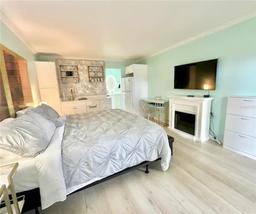 Picture of 7150 N Tamiami Trail Unit S521, Sarasota, FL 34243
