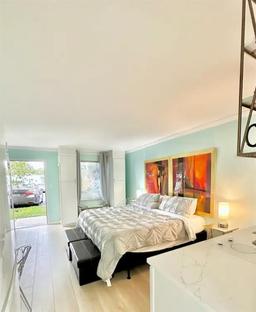 Picture of 7150 N Tamiami Trail Unit S521, Sarasota, FL 34243