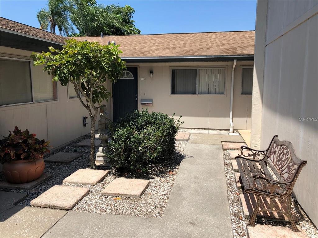 Picture of 1111 Longfellow Road Unit 1111, Sarasota, FL 34243