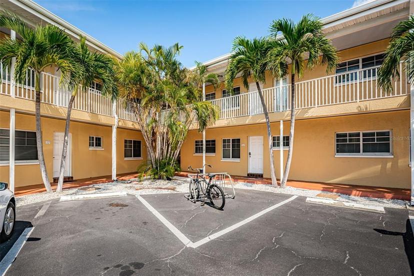 Picture of 19417 Gulf Boulevard Unit E211, Indian Rocks Beach FL 33785