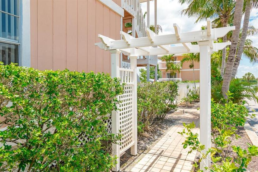 Picture of 2375 N Beach Road Unit 3B, Englewood FL 34223