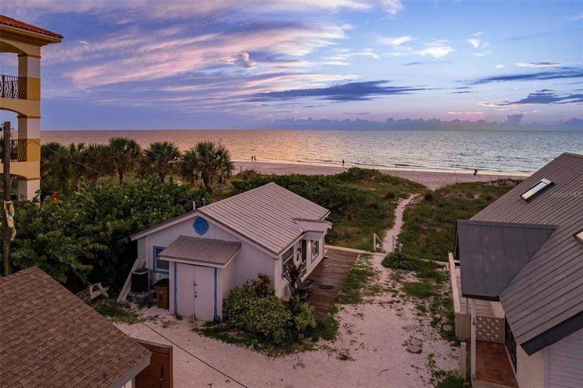 Picture of 960 Gulf Boulevard Unit 5, Indian Rocks Beach FL 33785