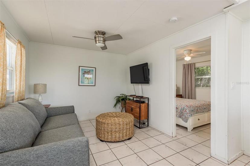 Picture of 960 Gulf Boulevard Unit 5, Indian Rocks Beach FL 33785