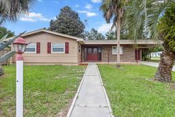 Picture of 2041 W Howard Place, Citrus Springs, FL 34434