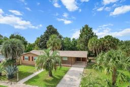 Picture of 2041 W Howard Place, Citrus Springs, FL 34434