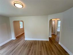 Picture of 1650 Prescott Street S, St Petersburg, FL 33712