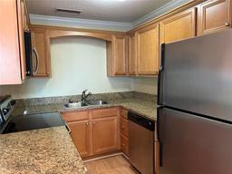 Picture of 4814 Conway Road Unit 141, Orlando, FL 32812