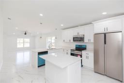Picture of 2911 E 20Th Avenue, Tampa, FL 33605