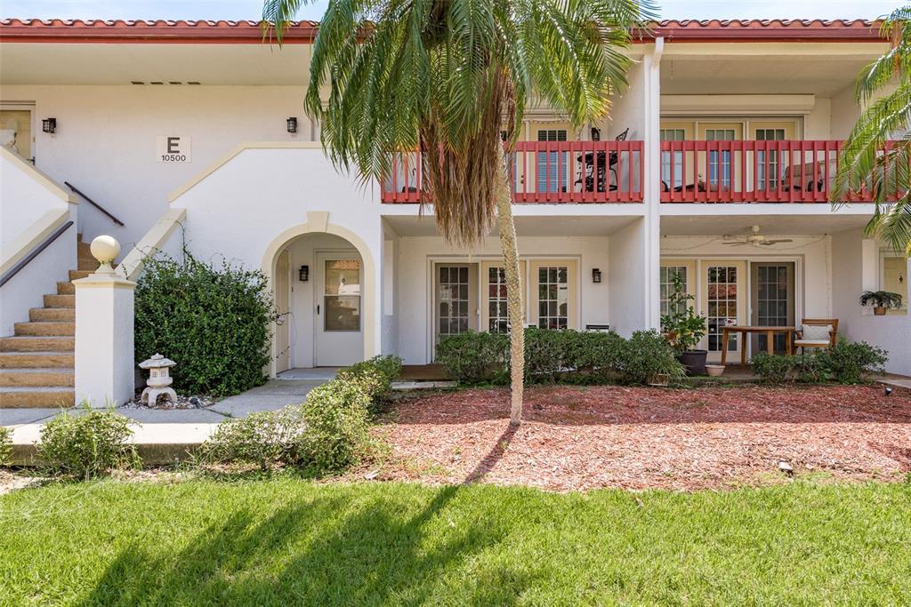 Picture of 10500 N Village Drive N Unit 102, Seminole, FL 33772
