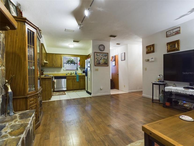 Picture of 172 Hour Glass Circle, Hawthorne FL 32640