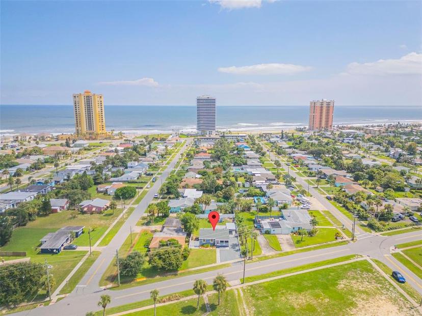 Picture of 2110 N Oleander Avenue, Daytona Beach FL 32118