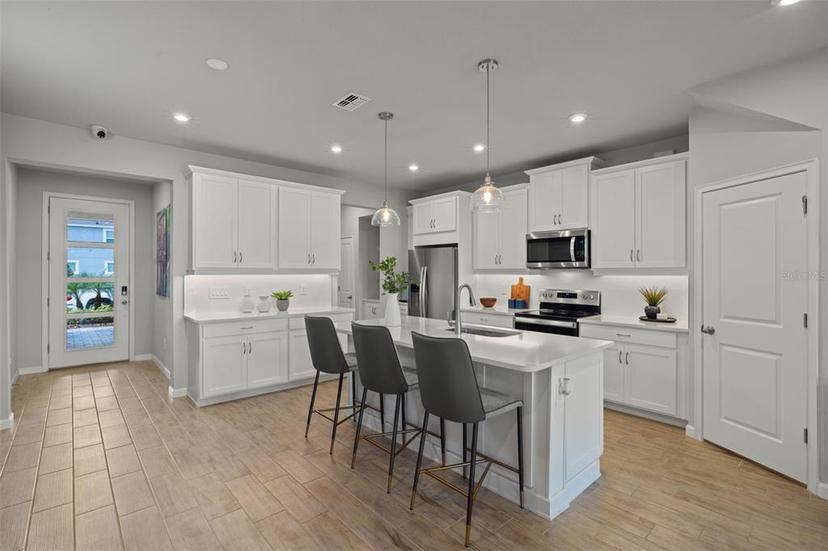 Picture of 31564 Woodland Race Loop, Wesley Chapel FL 33545