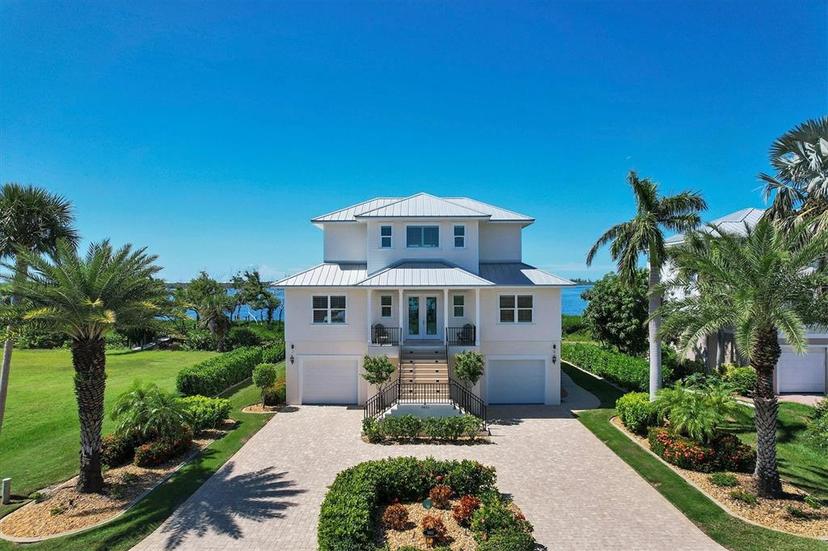 Picture of 9801 Eagle Preserve Drive, Englewood FL 34224